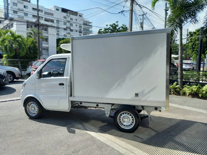 Dongfeng Cargo Box Refrigerada 2023