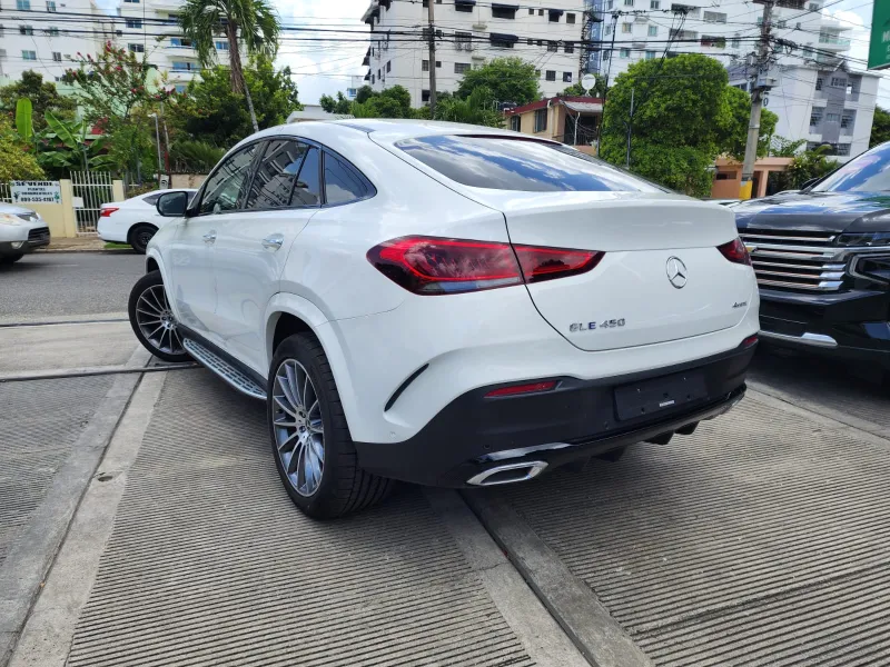 Mercedes-Benz Clase GLE 450 AMG Coupe 2023