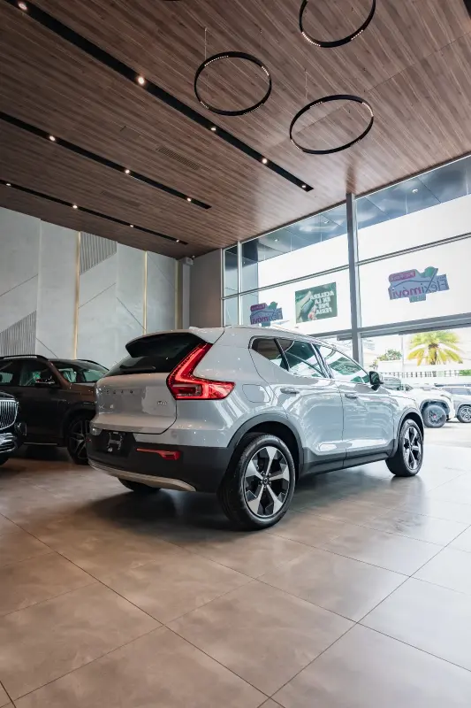 Volvo XC40 Ultimate B4 2024