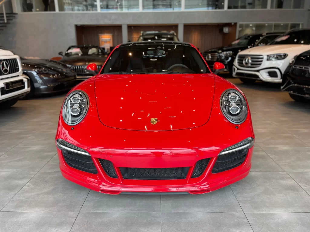 Porsche Carrera GTS 2015