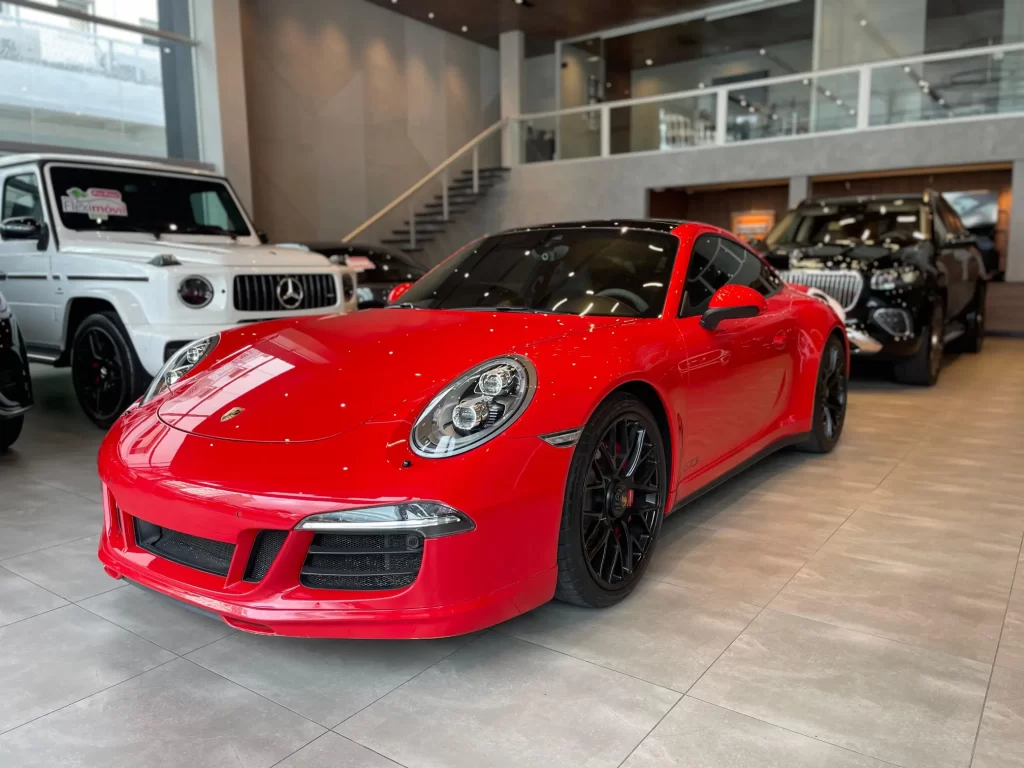 Porsche Carrera GTS 2015