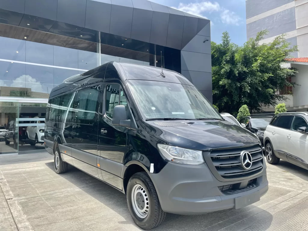 Mercedes-Benz Sprinter 2024