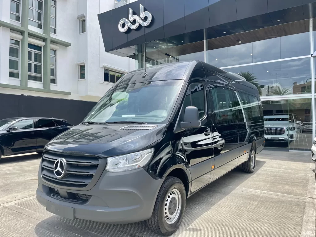 Mercedes-Benz Sprinter 2024