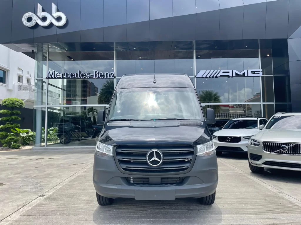 Mercedes-Benz Sprinter 2024