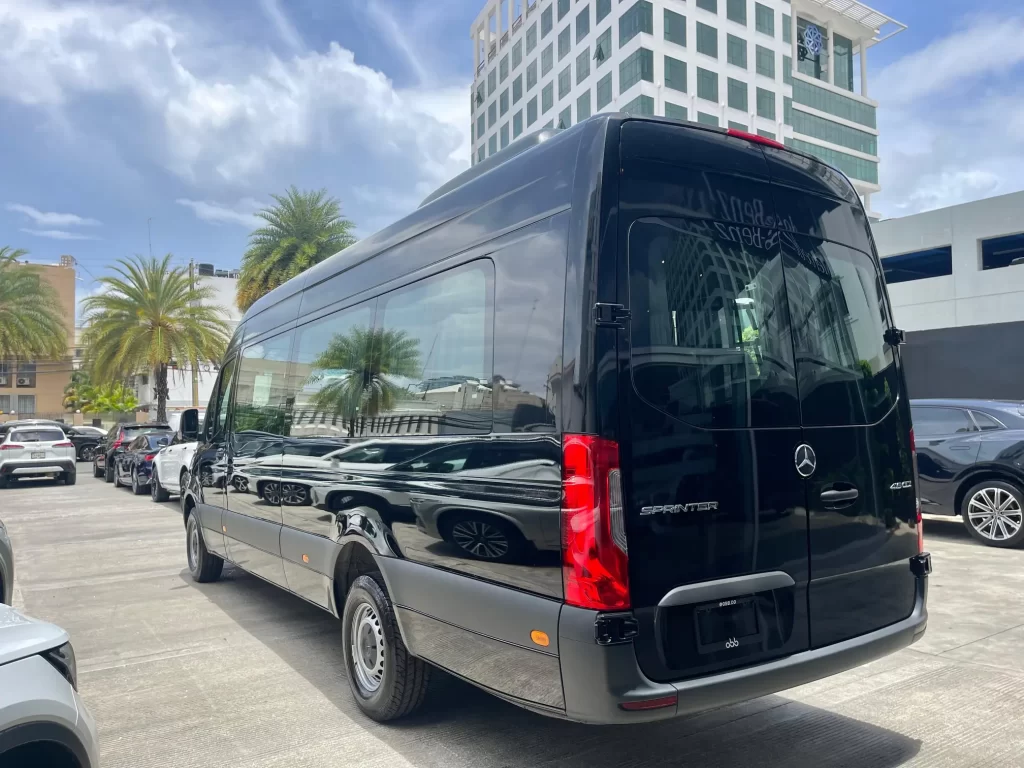 Mercedes-Benz Sprinter 2024