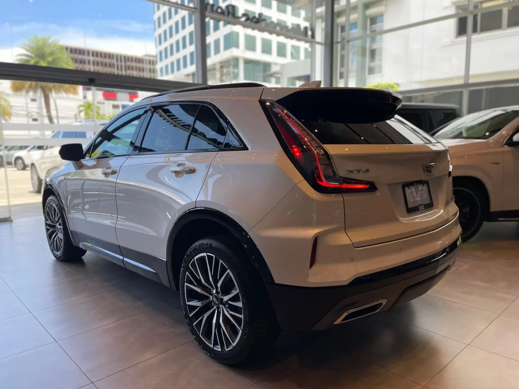 Cadillac XT4 2024