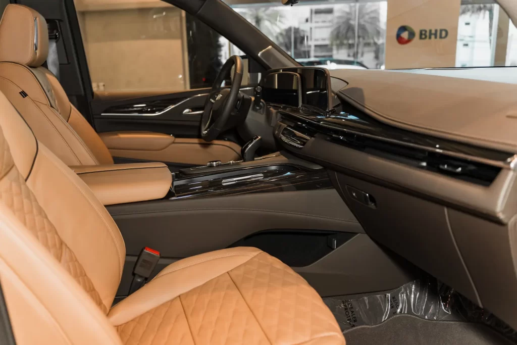 Cadillac Escalade Premium Luxury Long 2024