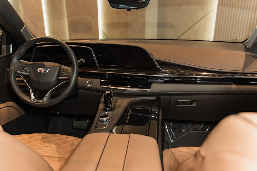 Cadillac Escalade Premium Luxury Long 2024