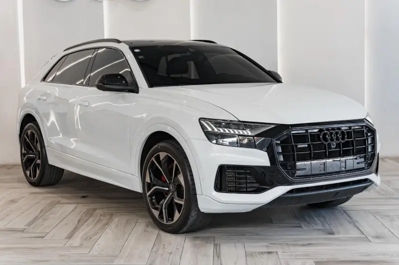 Audi Q8 Luxury Package 2020