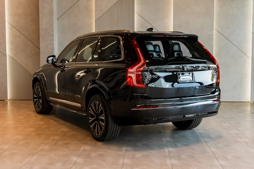 Volvo XC90 Plus T8 2025