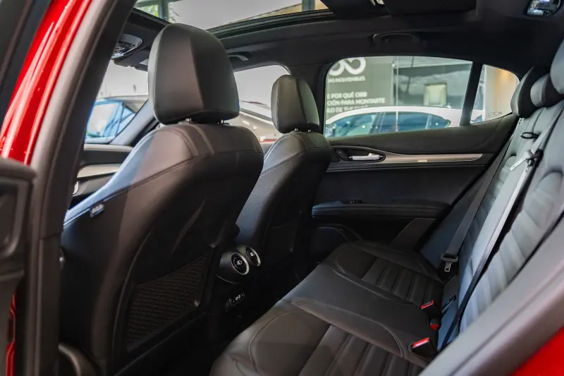Alfa Romeo Stelvio 2024