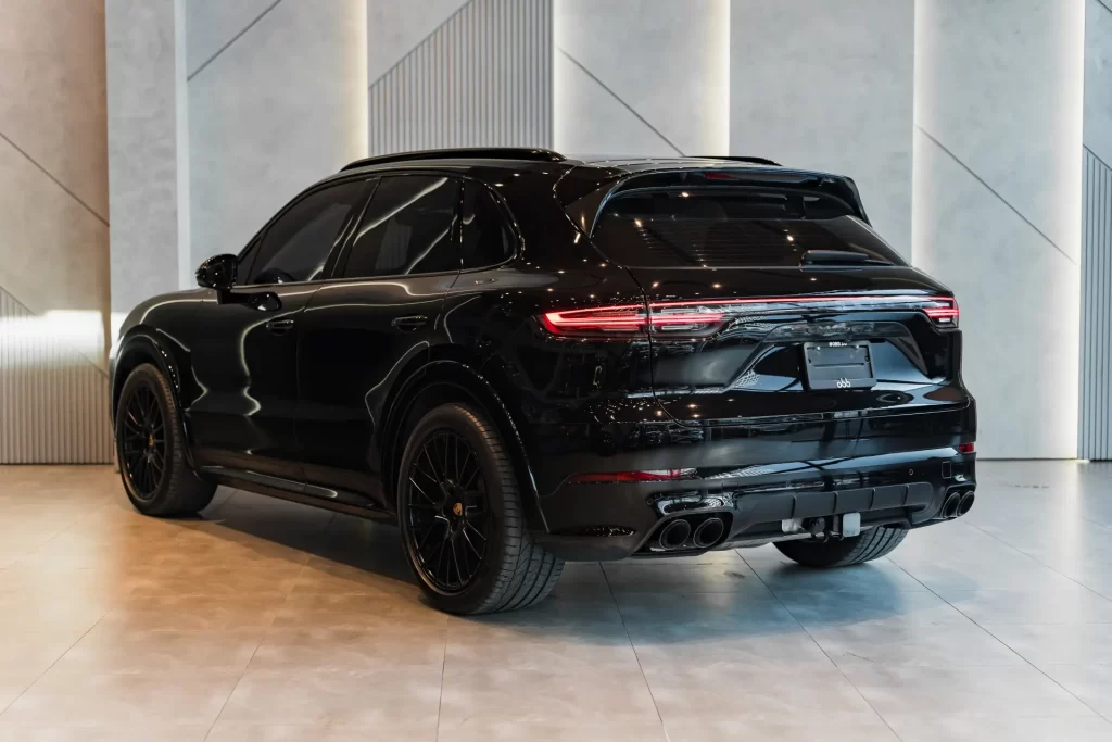 PORSCHE CAYENNE GTS 2023