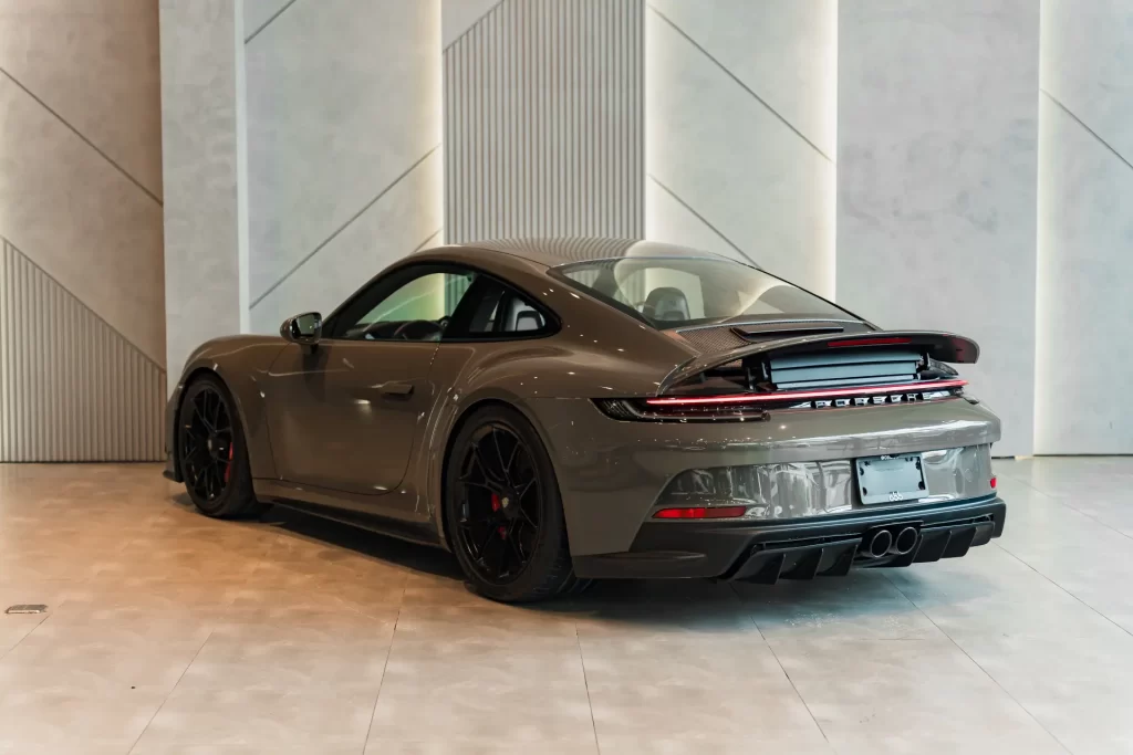 Porsche 911 GT3 Touring 2023