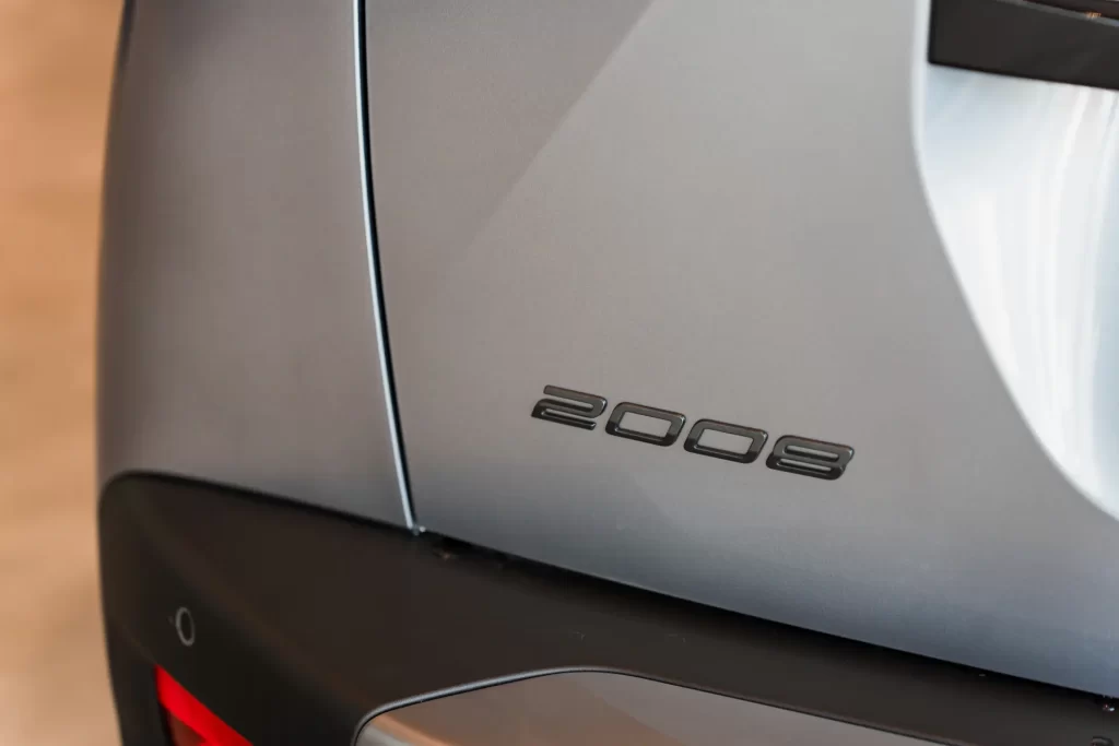 Peugeot 2008 GT Líne 2025