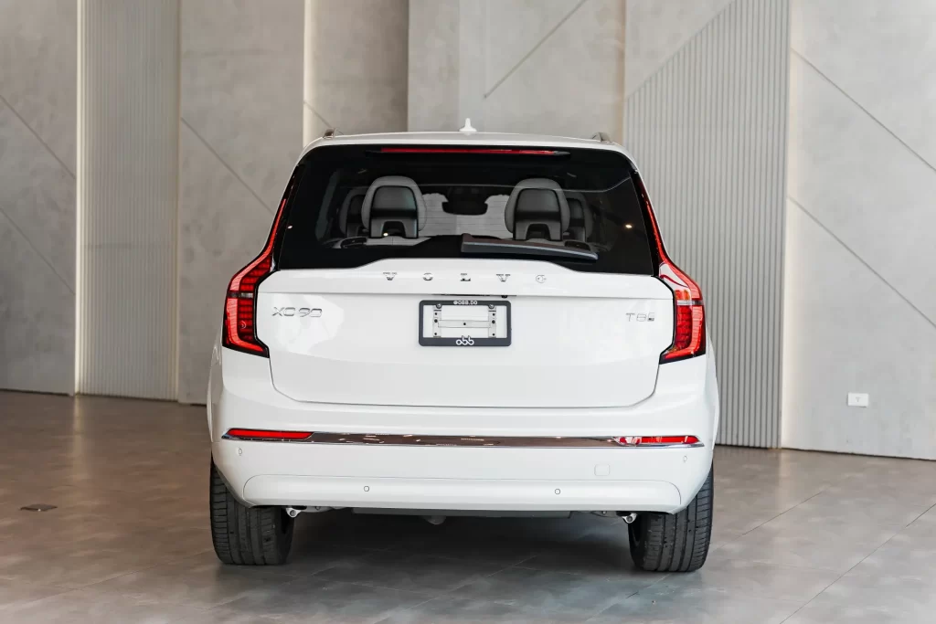Volvo XC90 RE Core 2025