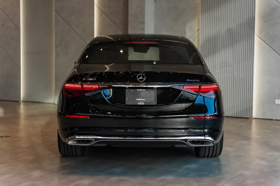Mercedes-Benz S 500 4MATIC 2025