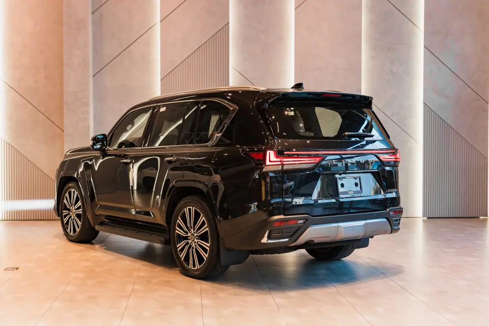 Lexus LX 500 2025