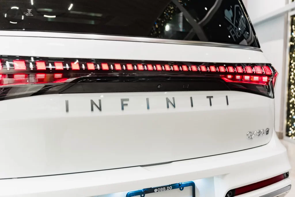 INFINITI QX80 SENSORY 2026