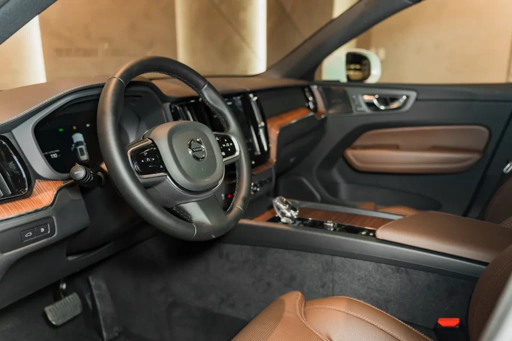 Volvo XC60 T8 Ultimate Recharge 2025