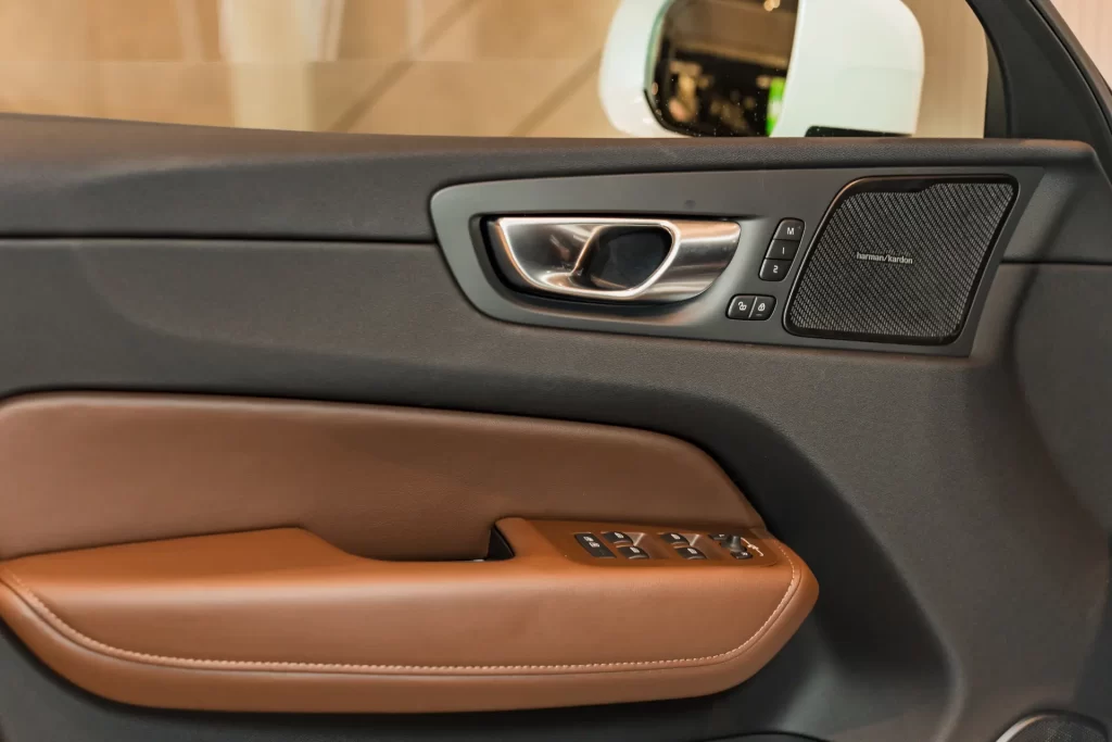 Volvo XC60 T8 Ultimate Recharge 2025