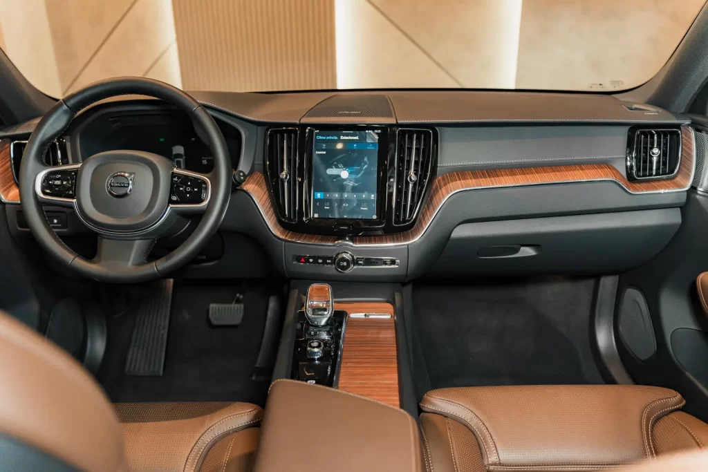 Volvo XC60 T8 Ultimate Recharge 2025