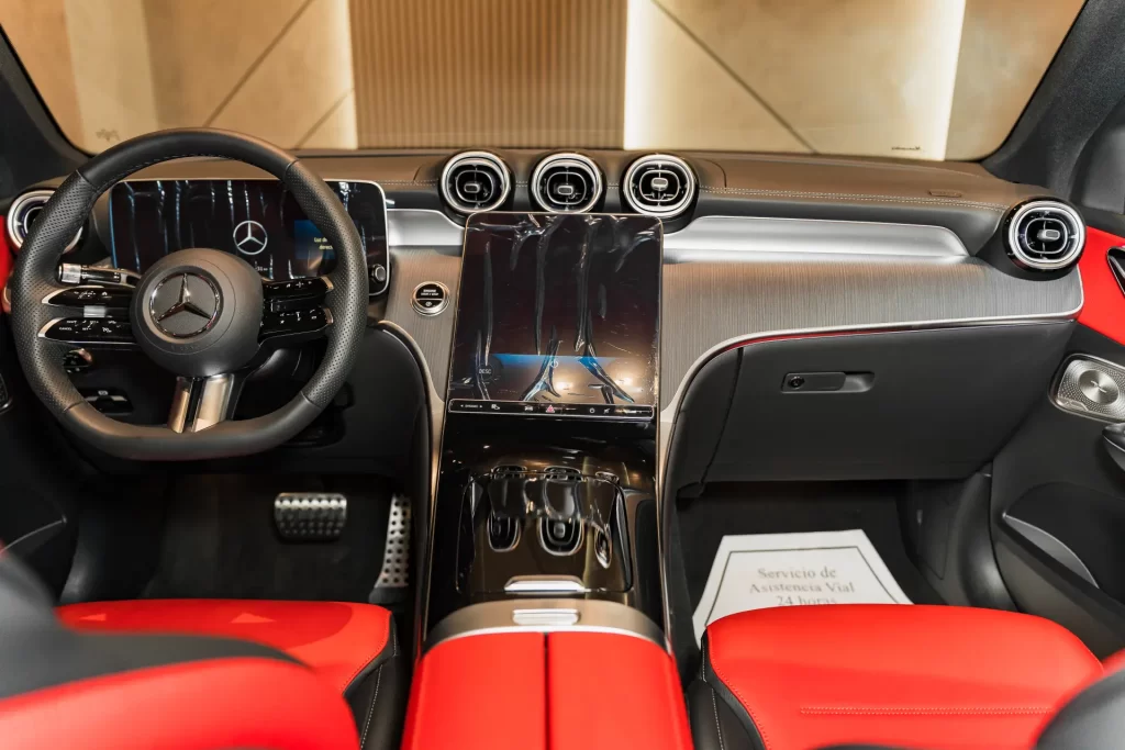 Mercedes-Benz Clase GLC 200-4MATIC COUPE 2025