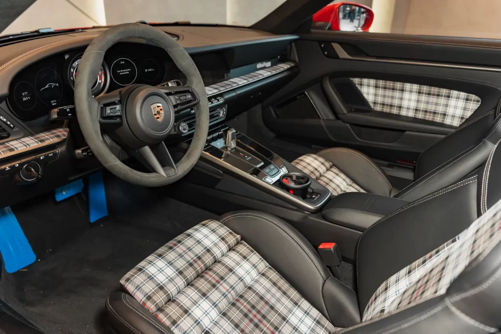 Porsche 911 Turbo 50 Aniversario 2025