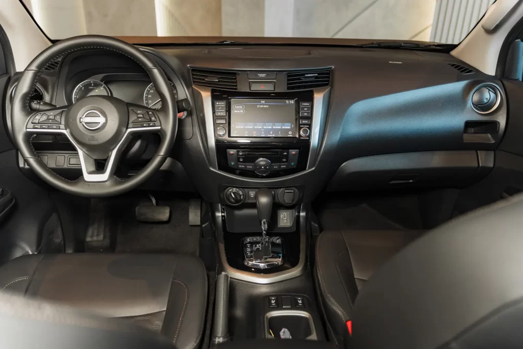 Nissan Frontier LE 2026
