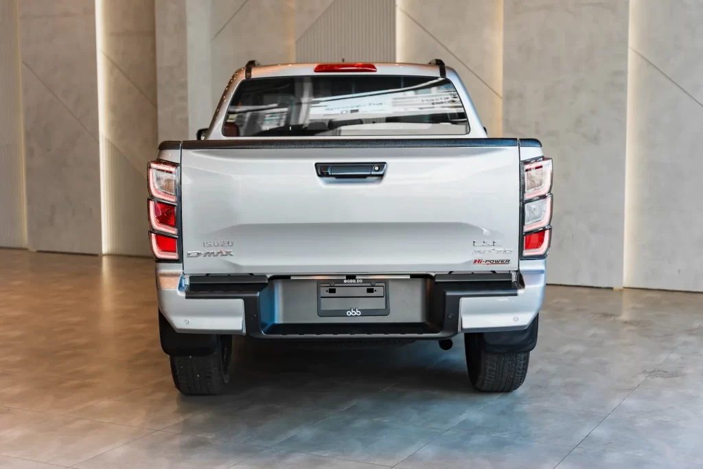 Isuzu DMAX LSE 2027