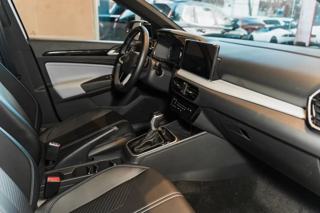 VOLKSWAGEN TERA OUFIT 2026