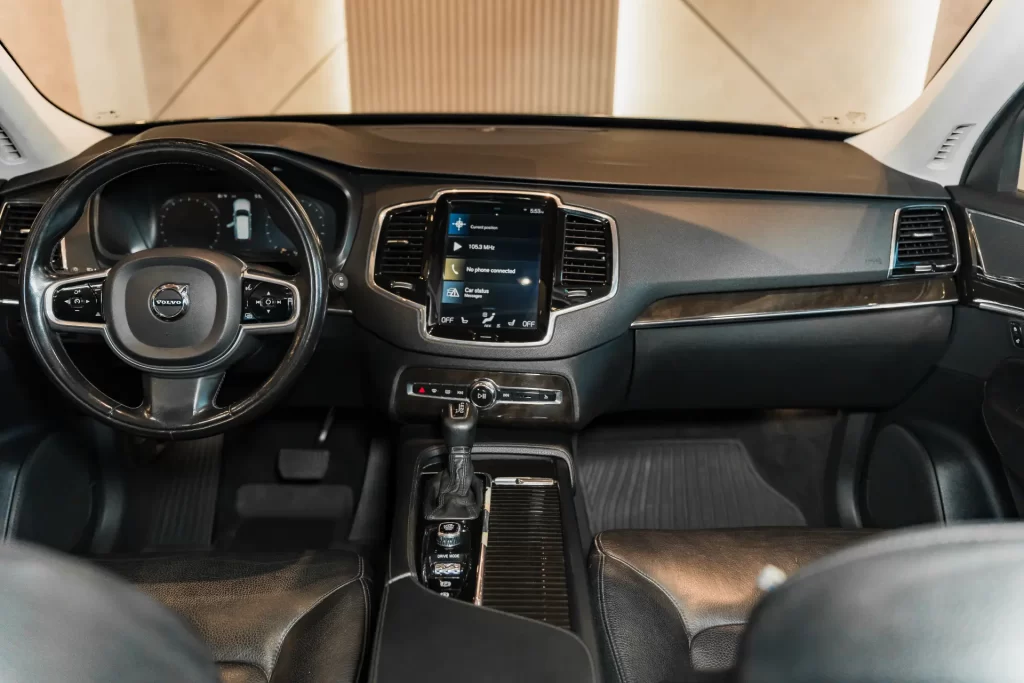 Volvo XC90 Momentun 2018