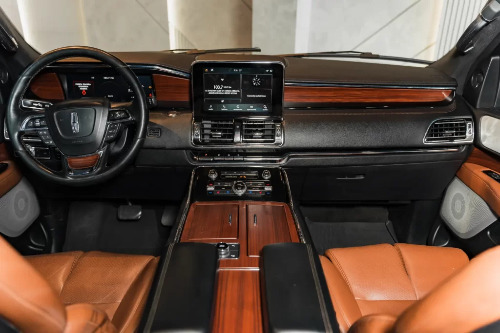 LINCOLN NAVIGATOR RESERVE II 2021