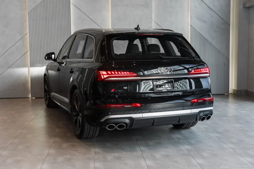 Audi SQ7 2025