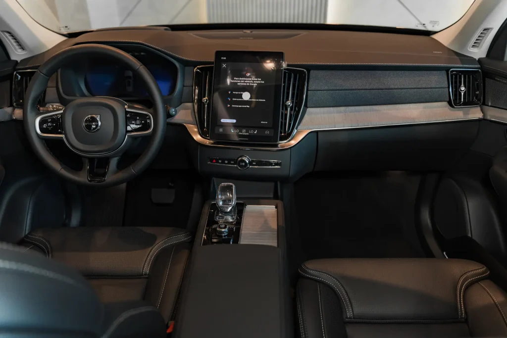 Volvo XC90 RE Plus 2026