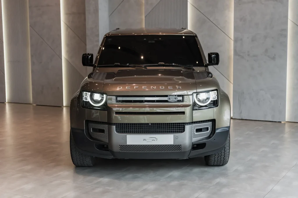 Land Rover Defender 110 SE 2024